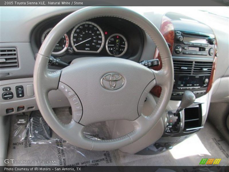 Natural White / Stone 2005 Toyota Sienna XLE