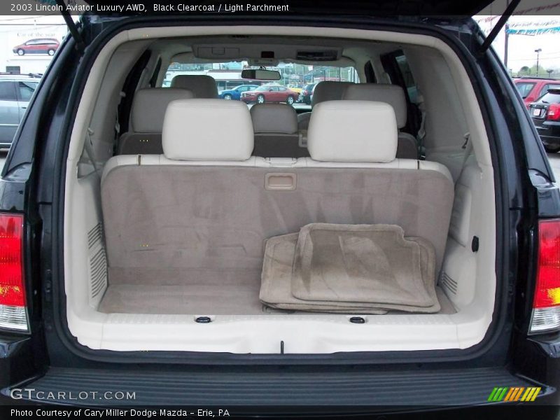 Black Clearcoat / Light Parchment 2003 Lincoln Aviator Luxury AWD