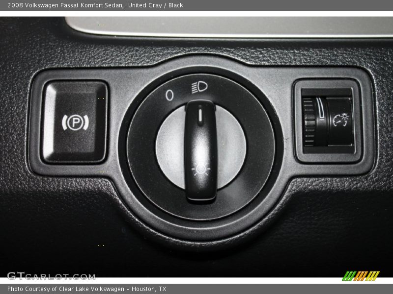 United Gray / Black 2008 Volkswagen Passat Komfort Sedan