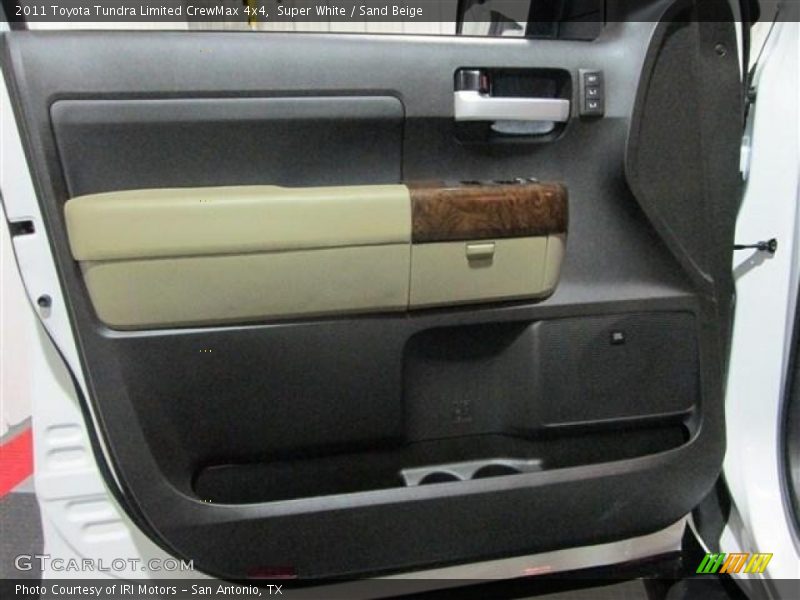 Super White / Sand Beige 2011 Toyota Tundra Limited CrewMax 4x4