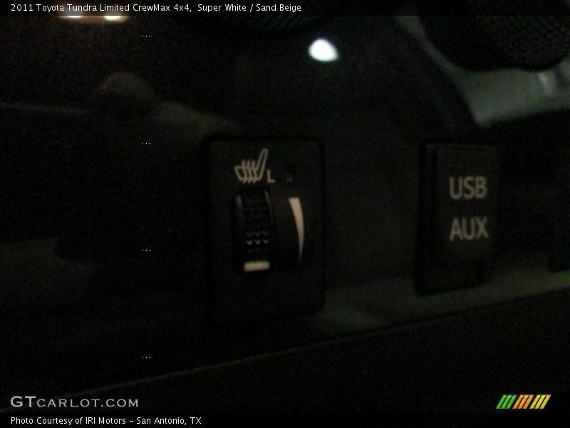 Super White / Sand Beige 2011 Toyota Tundra Limited CrewMax 4x4
