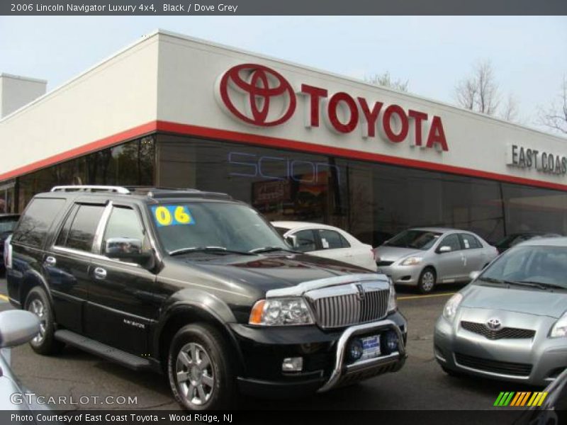 Black / Dove Grey 2006 Lincoln Navigator Luxury 4x4