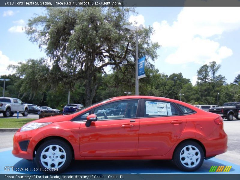 Race Red / Charcoal Black/Light Stone 2013 Ford Fiesta SE Sedan