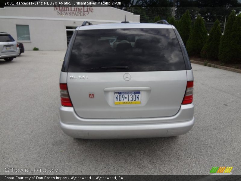 Brilliant Silver Metallic / Ash 2001 Mercedes-Benz ML 320 4Matic