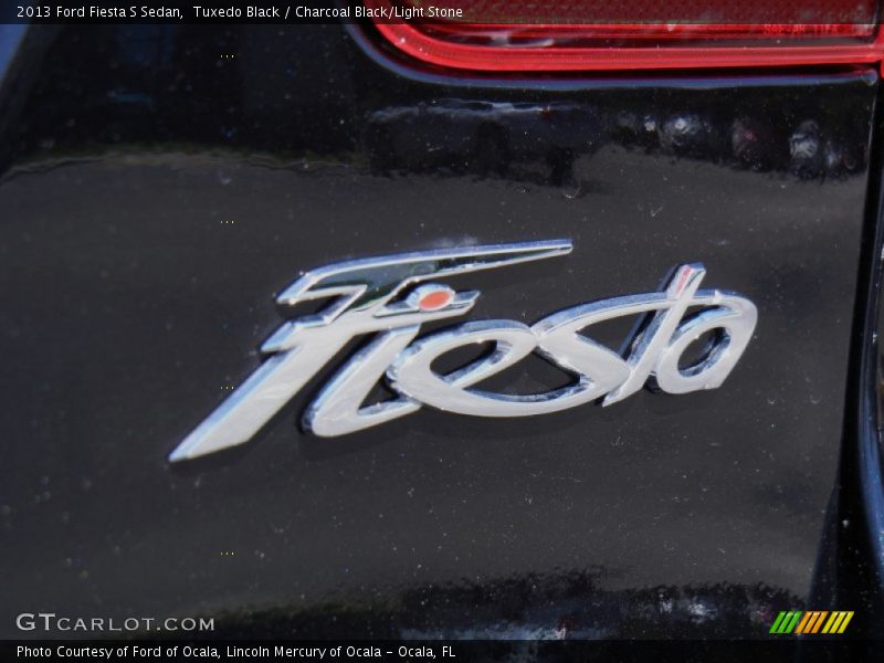 Tuxedo Black / Charcoal Black/Light Stone 2013 Ford Fiesta S Sedan