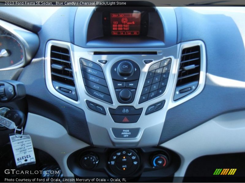 Blue Candy / Charcoal Black/Light Stone 2013 Ford Fiesta SE Sedan