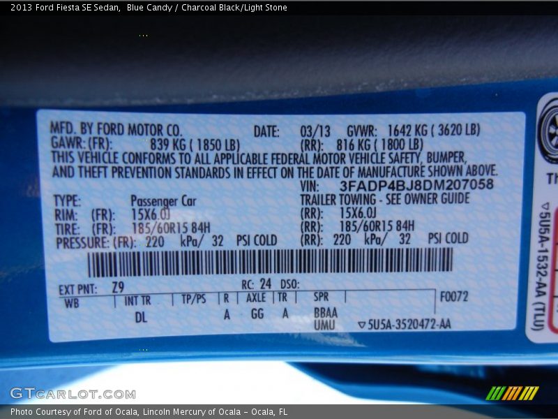 Blue Candy / Charcoal Black/Light Stone 2013 Ford Fiesta SE Sedan