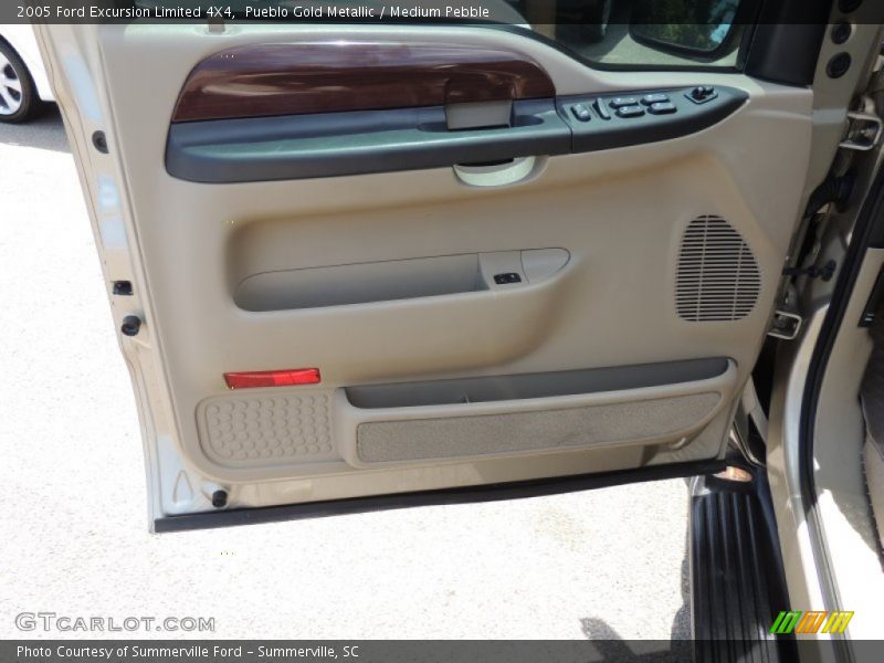 Pueblo Gold Metallic / Medium Pebble 2005 Ford Excursion Limited 4X4