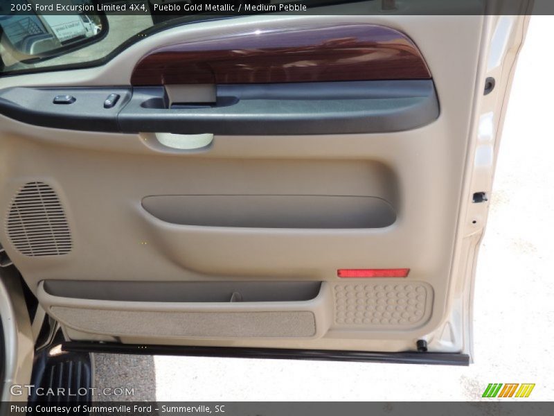 Pueblo Gold Metallic / Medium Pebble 2005 Ford Excursion Limited 4X4
