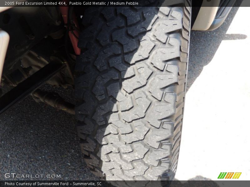 Pueblo Gold Metallic / Medium Pebble 2005 Ford Excursion Limited 4X4
