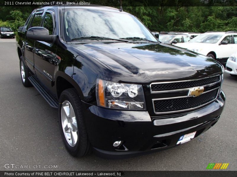 Black / Ebony 2011 Chevrolet Avalanche LT 4x4