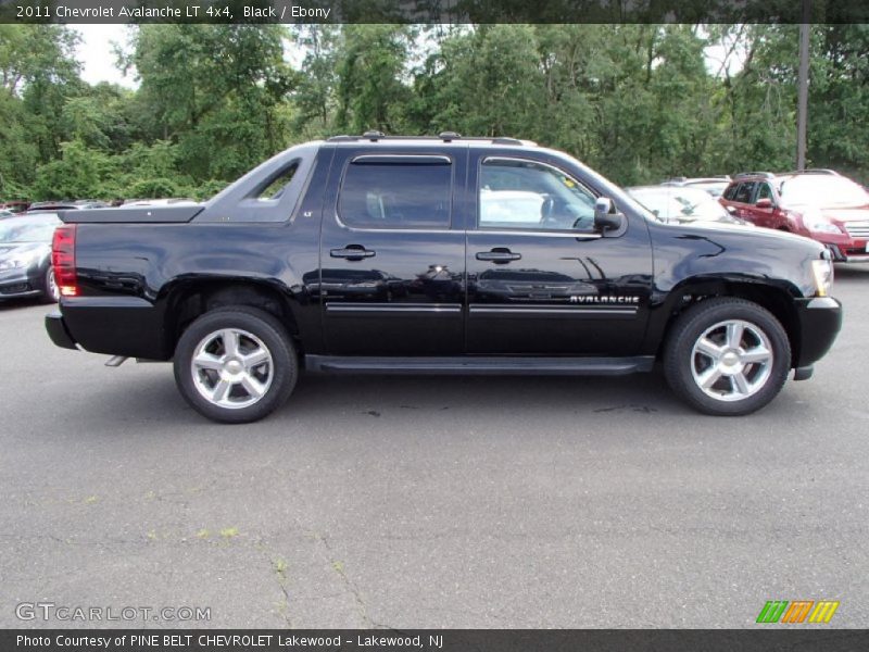 Black / Ebony 2011 Chevrolet Avalanche LT 4x4
