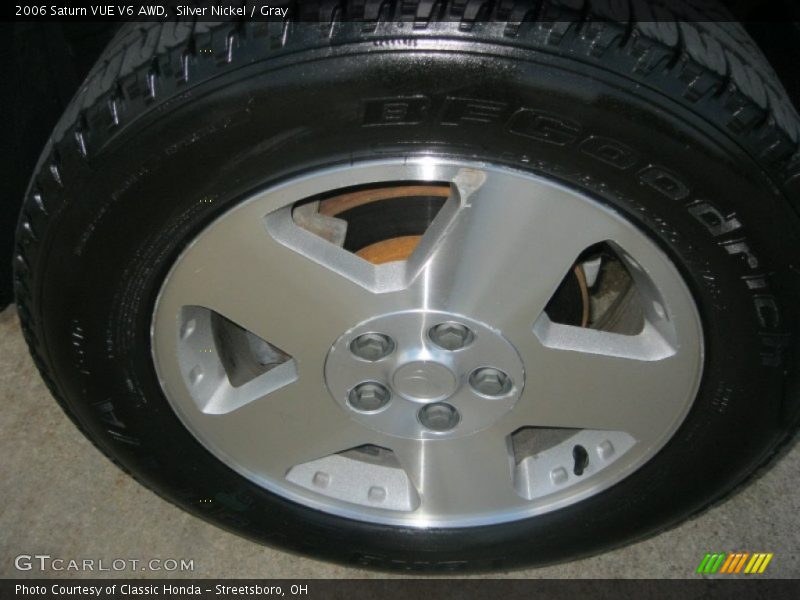 Silver Nickel / Gray 2006 Saturn VUE V6 AWD