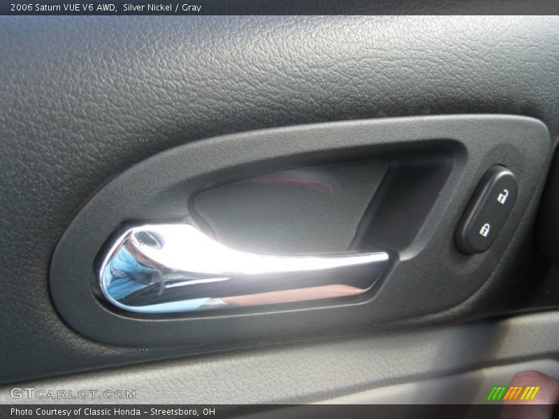 Silver Nickel / Gray 2006 Saturn VUE V6 AWD