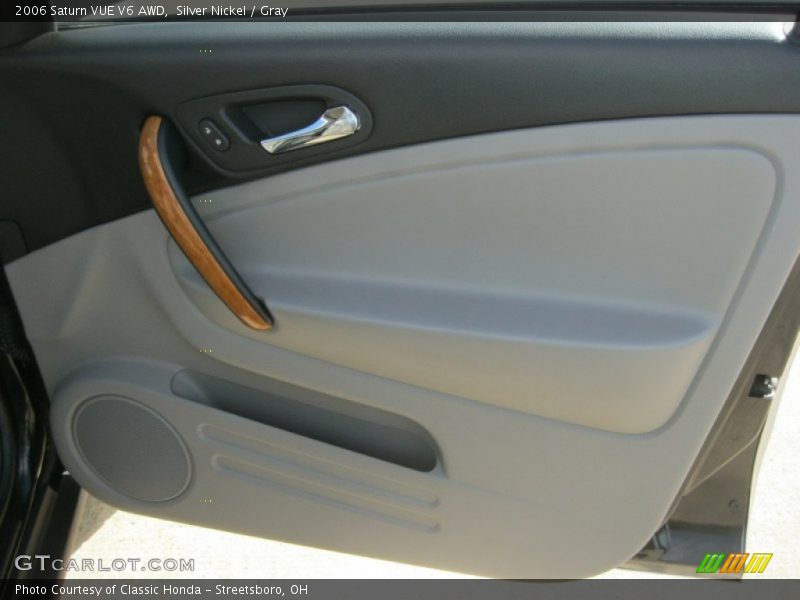 Silver Nickel / Gray 2006 Saturn VUE V6 AWD