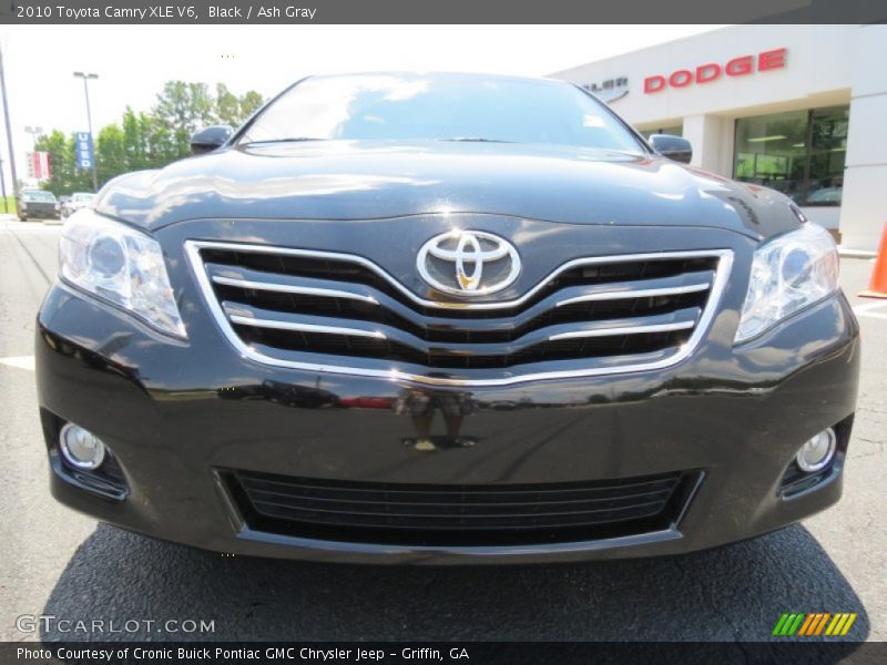Black / Ash Gray 2010 Toyota Camry XLE V6