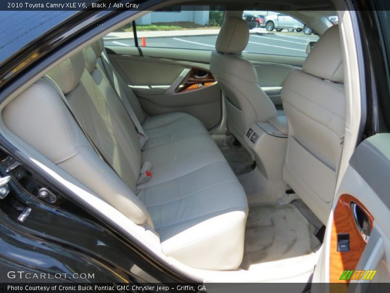 Black / Ash Gray 2010 Toyota Camry XLE V6