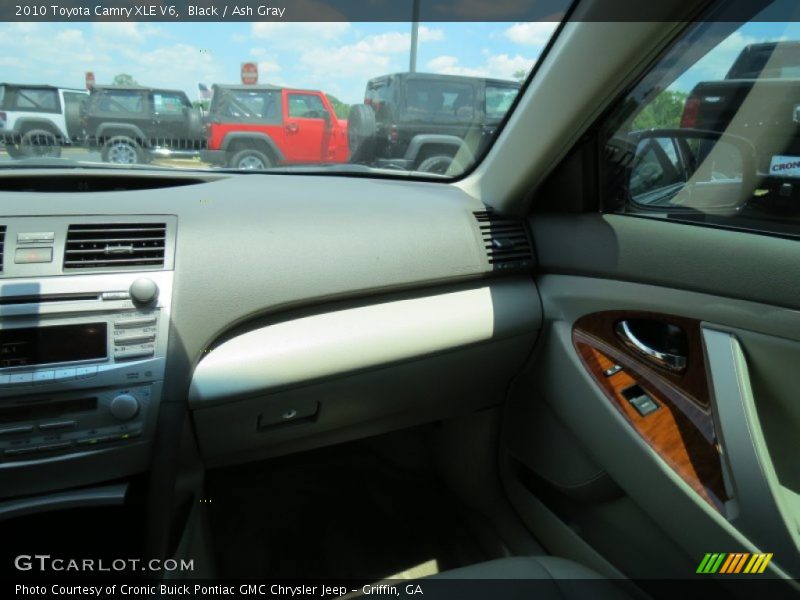 Black / Ash Gray 2010 Toyota Camry XLE V6