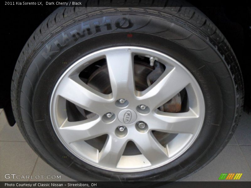 Dark Cherry / Black 2011 Kia Sorento LX