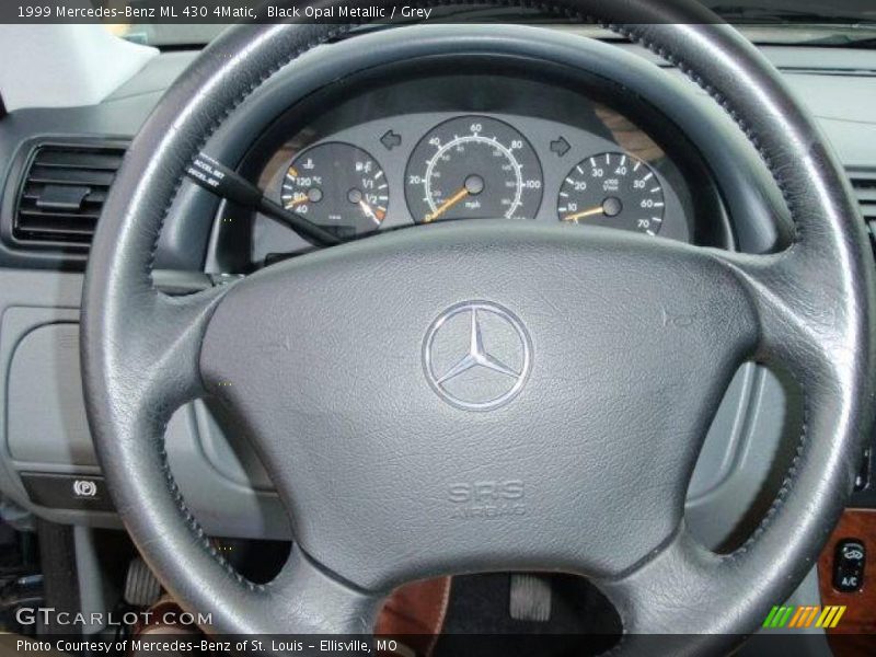Black Opal Metallic / Grey 1999 Mercedes-Benz ML 430 4Matic