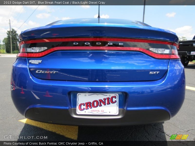 Blue Streak Pearl Coat / Black/Light Diesel Gray 2013 Dodge Dart SXT