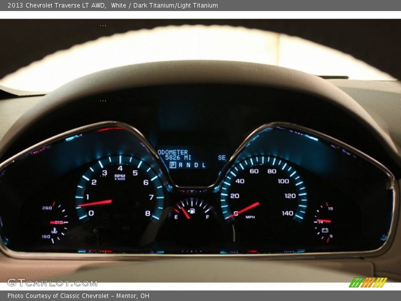 White / Dark Titanium/Light Titanium 2013 Chevrolet Traverse LT AWD