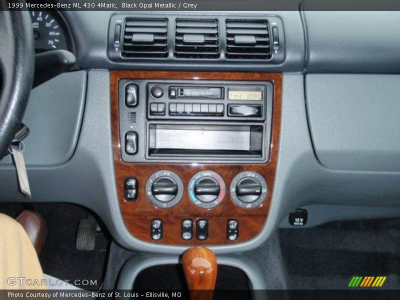 Black Opal Metallic / Grey 1999 Mercedes-Benz ML 430 4Matic
