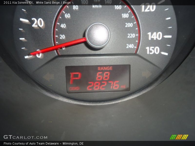 White Sand Beige / Beige 2011 Kia Sorento EX