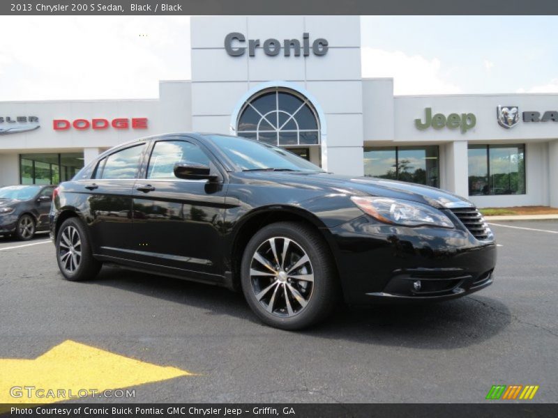Black / Black 2013 Chrysler 200 S Sedan