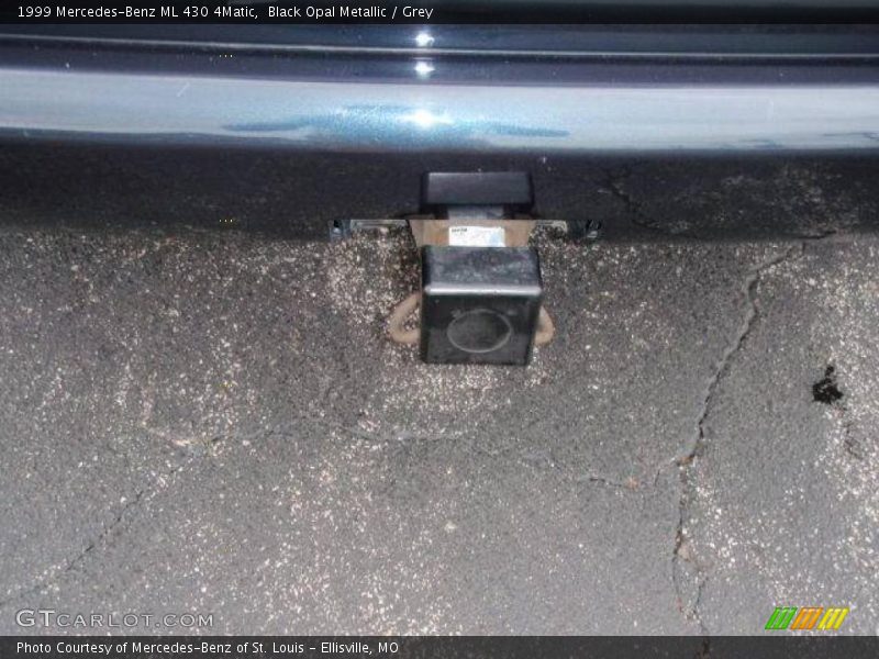 Black Opal Metallic / Grey 1999 Mercedes-Benz ML 430 4Matic