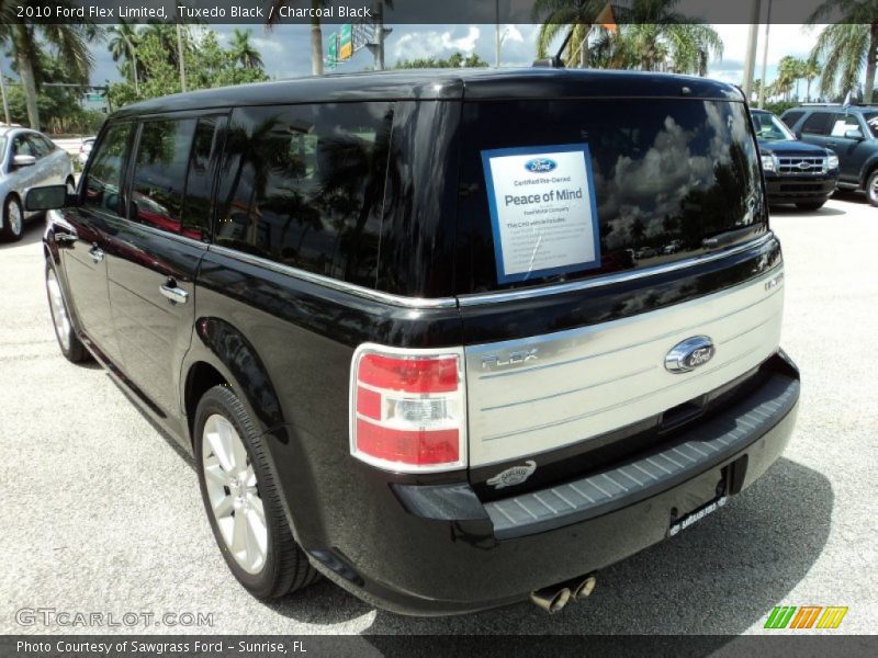 Tuxedo Black / Charcoal Black 2010 Ford Flex Limited