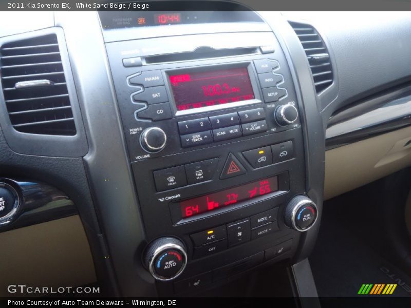 White Sand Beige / Beige 2011 Kia Sorento EX