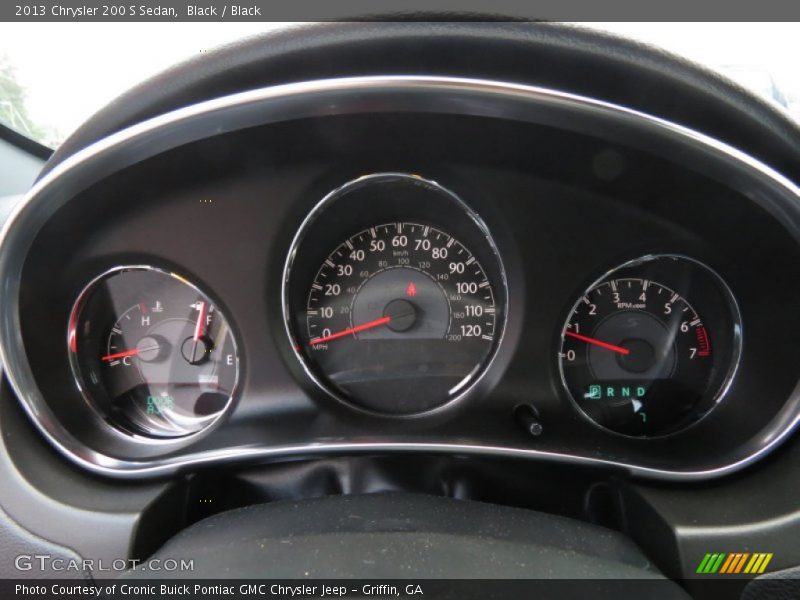 Black / Black 2013 Chrysler 200 S Sedan