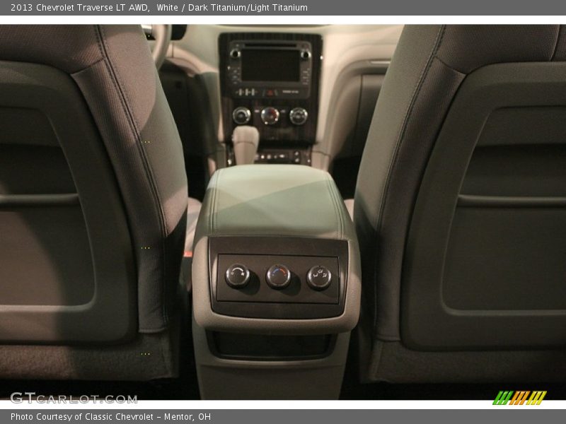 White / Dark Titanium/Light Titanium 2013 Chevrolet Traverse LT AWD