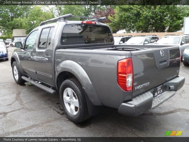 Storm Gray Metallic / Desert 2005 Nissan Frontier LE Crew Cab 4x4