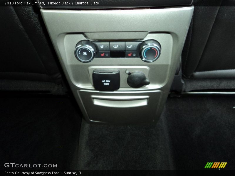 Tuxedo Black / Charcoal Black 2010 Ford Flex Limited