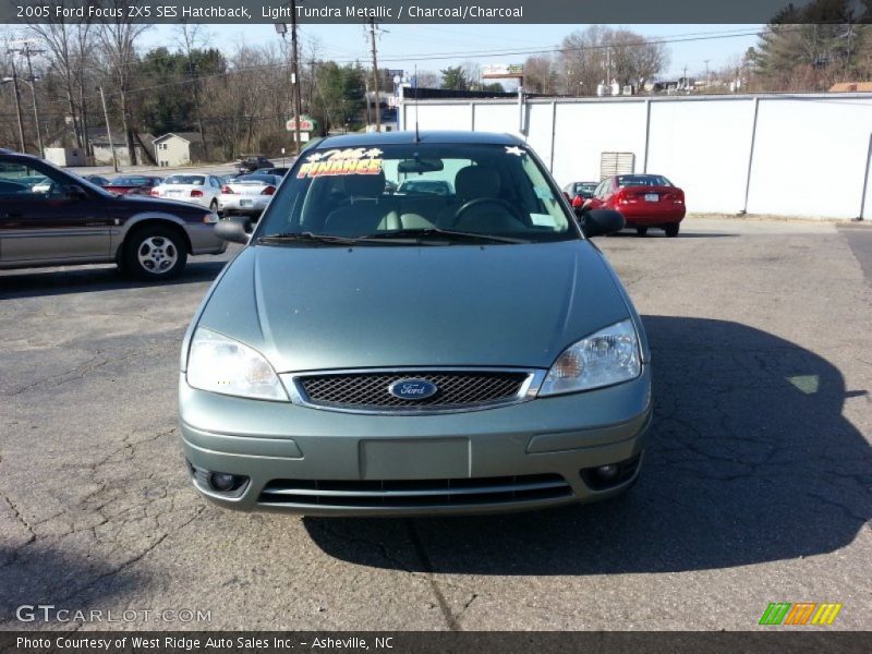 Light Tundra Metallic / Charcoal/Charcoal 2005 Ford Focus ZX5 SES Hatchback