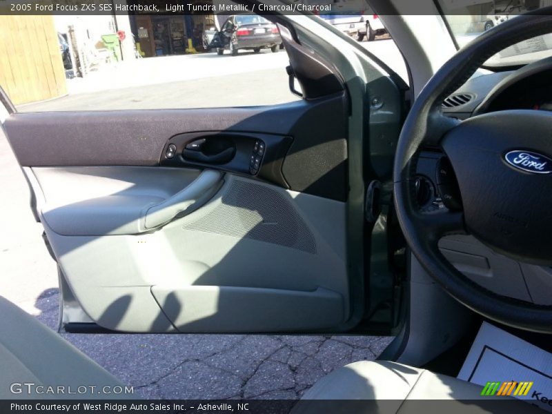 Light Tundra Metallic / Charcoal/Charcoal 2005 Ford Focus ZX5 SES Hatchback