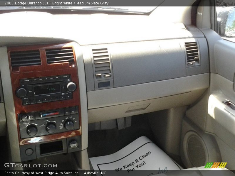 Bright White / Medium Slate Gray 2005 Dodge Durango SLT