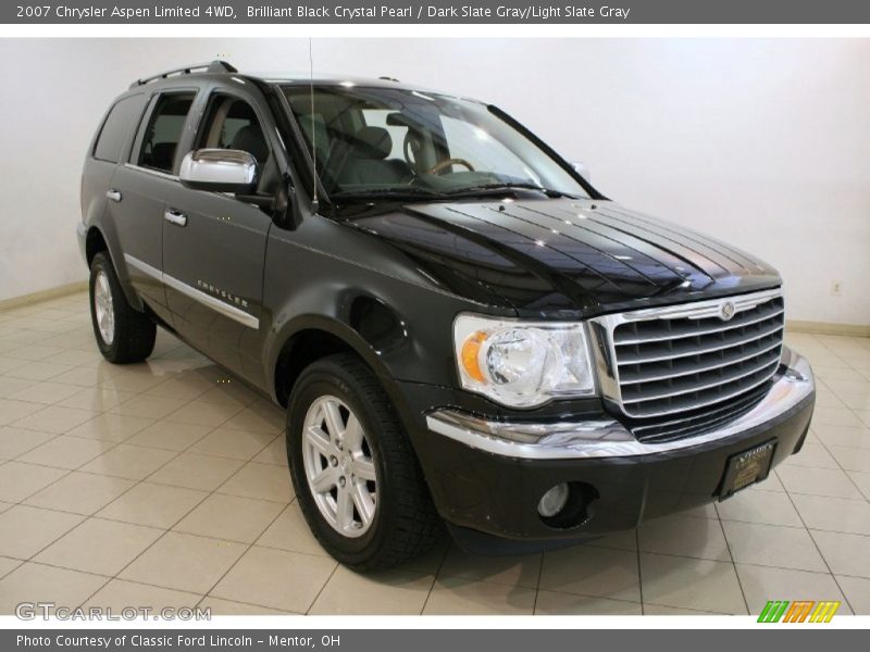 Brilliant Black Crystal Pearl / Dark Slate Gray/Light Slate Gray 2007 Chrysler Aspen Limited 4WD