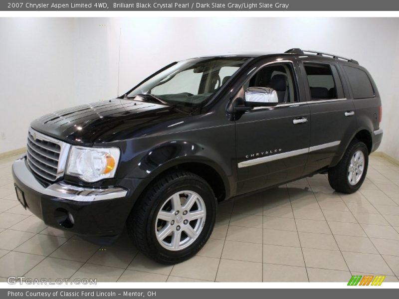 Brilliant Black Crystal Pearl / Dark Slate Gray/Light Slate Gray 2007 Chrysler Aspen Limited 4WD