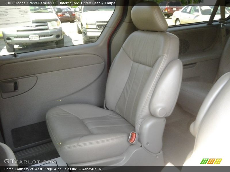 Inferno Red Tinted Pearl / Taupe 2003 Dodge Grand Caravan ES