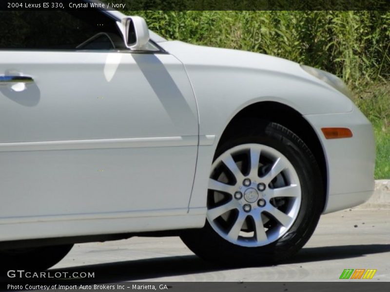 Crystal White / Ivory 2004 Lexus ES 330
