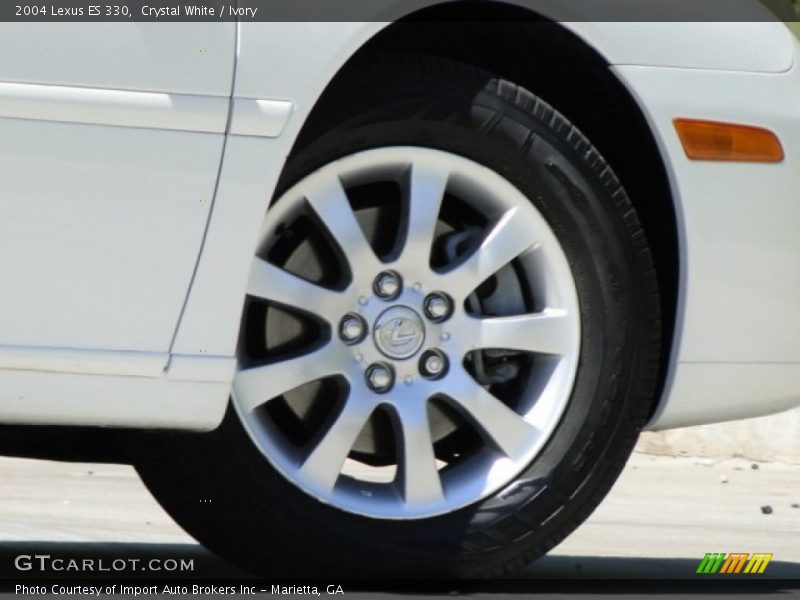 Crystal White / Ivory 2004 Lexus ES 330