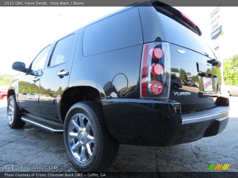 Onyx Black / Ebony 2013 GMC Yukon Denali
