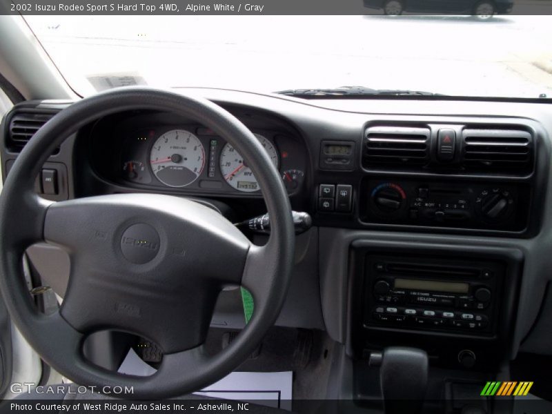 Alpine White / Gray 2002 Isuzu Rodeo Sport S Hard Top 4WD