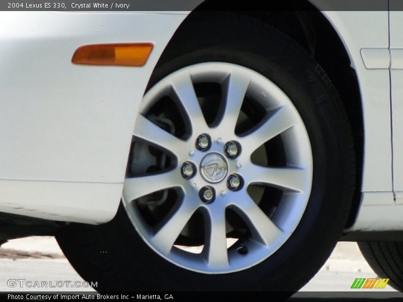 Crystal White / Ivory 2004 Lexus ES 330
