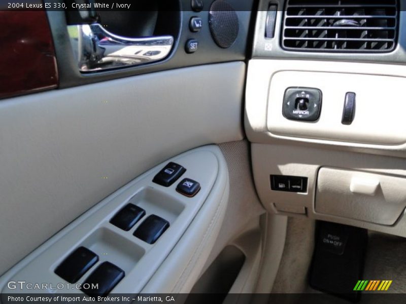 Crystal White / Ivory 2004 Lexus ES 330