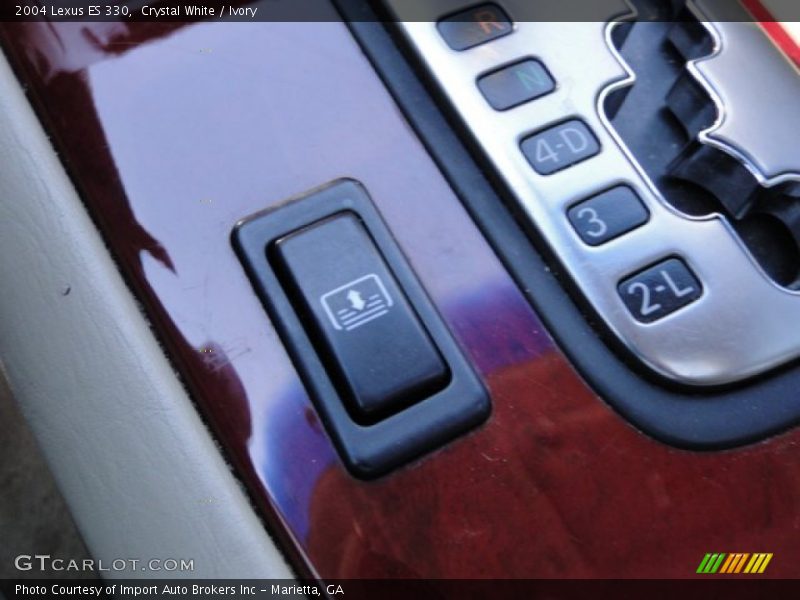Crystal White / Ivory 2004 Lexus ES 330