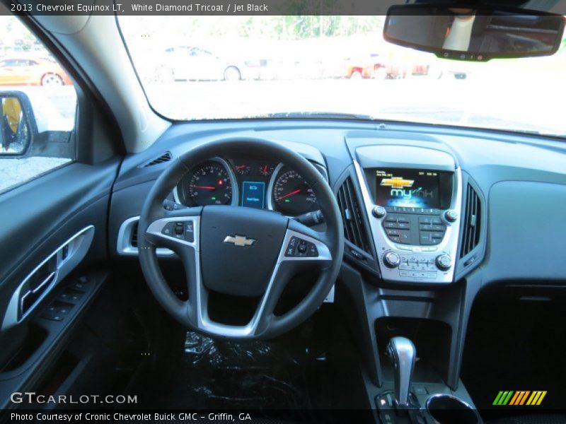 White Diamond Tricoat / Jet Black 2013 Chevrolet Equinox LT